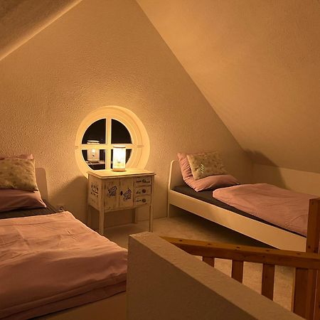 "Landhaus Thuner Heide" Mit Kamin, Whirlpool & Feuerstelle Брауншвейг Екстер'єр фото
